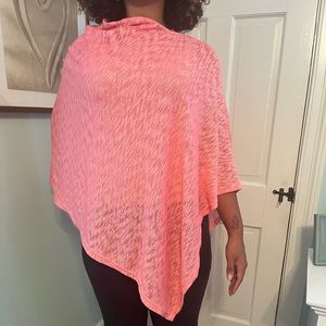 Light weight pink peachy poncho new with tags